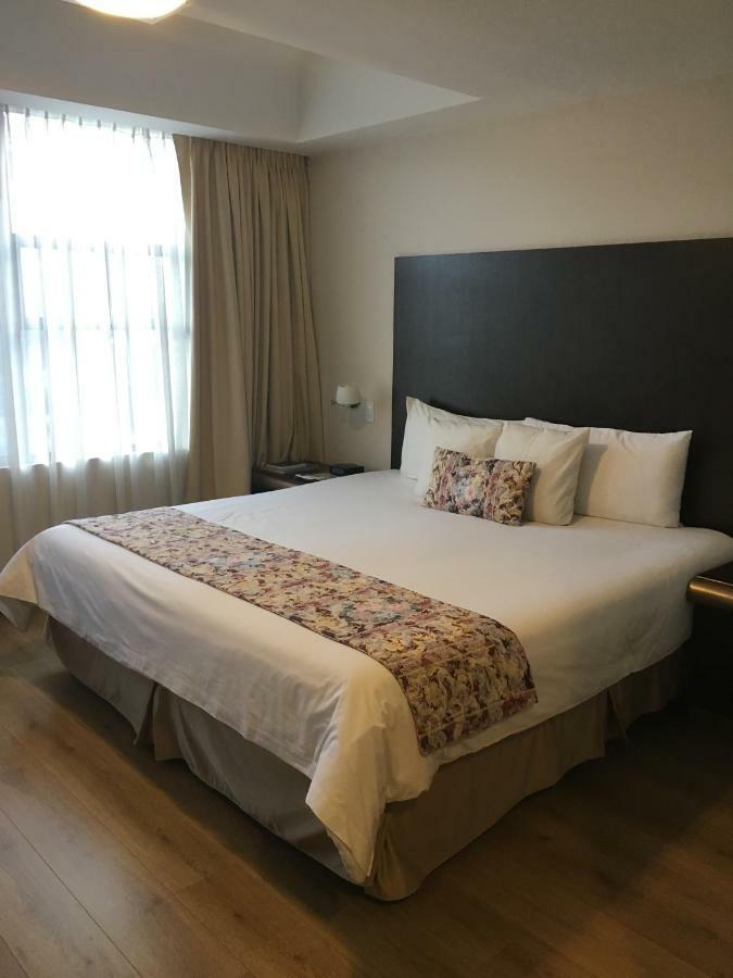 Best Western Cplaza Hotel Quito Zewnętrze zdjęcie