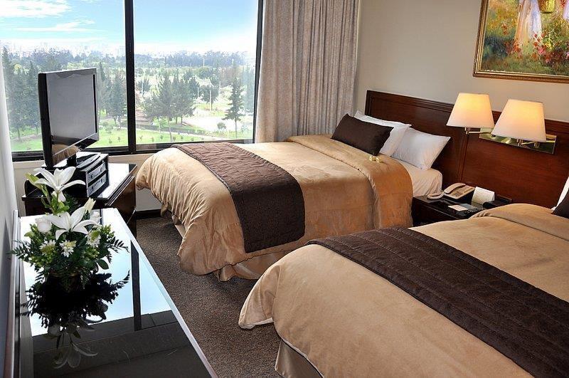 Best Western Cplaza Hotel Quito Zewnętrze zdjęcie